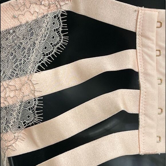 Victoria’s Secret Balconet Longline Cage Strap Bra - Picture 8 of 14